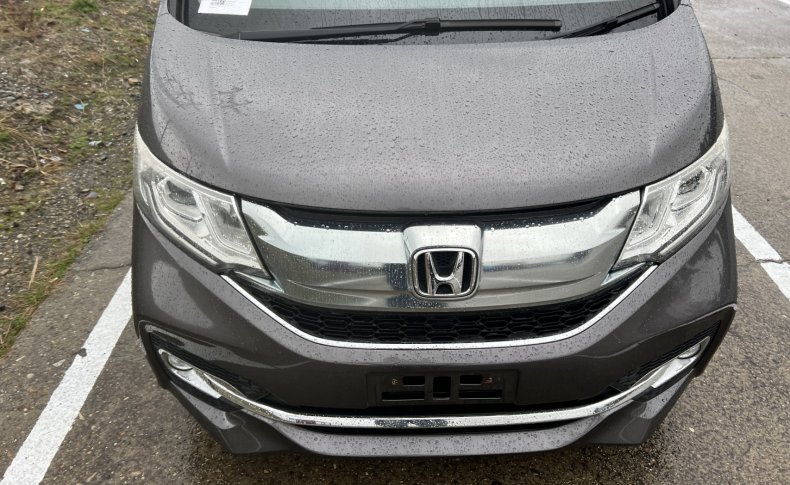 HONDA STEPWGN SPADA 2015