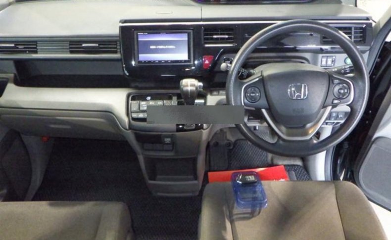 HONDA STEPWGN G 2015