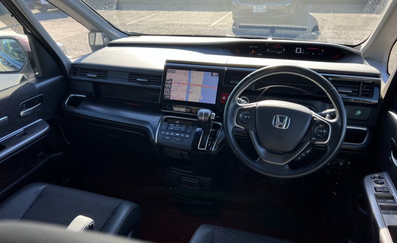 HONDA STEPWGN SPADA COOL SPIRIT 2015