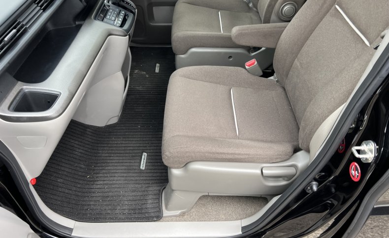 HONDA STEPWGN G 2015