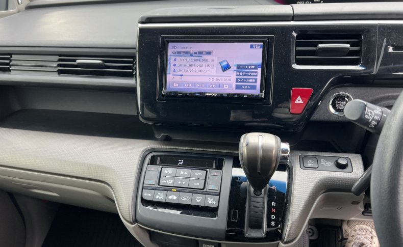 HONDA STEPWGN G 2015
