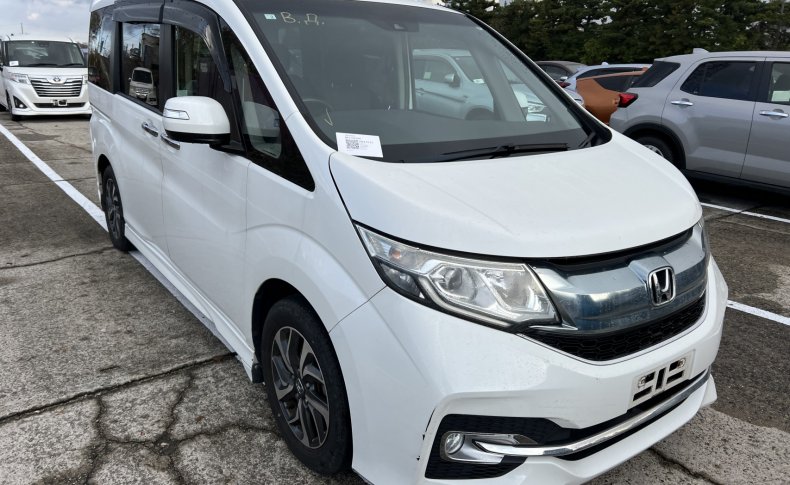 HONDA STEPWGN Spada Advanced Package Alpha 2015