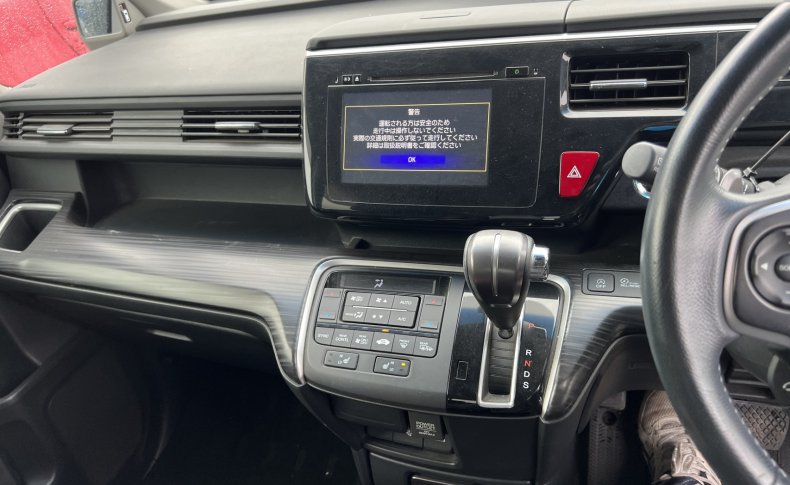 HONDA STEPWGN SPADA COOL SPIRIT 2015