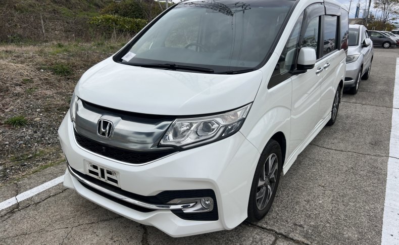 HONDA STEPWGN SPADA 2016