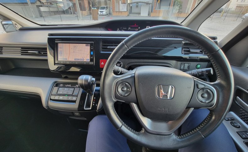 HONDA STEPWGN SPADA 2016