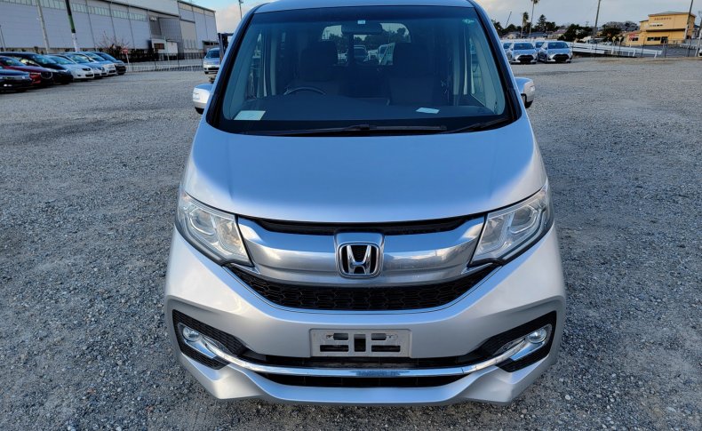 HONDA STEPWGN SPADA 2016