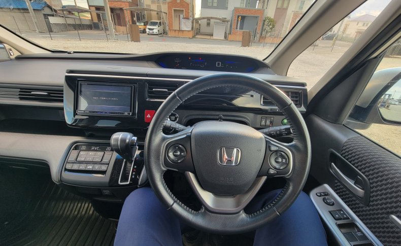 HONDA STEPWGN SPADA 4WD ADVANCE PACKAGE 2016