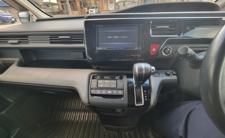 HONDA STEPWGN SPADA 4WD ADVANCE PACKAGE 2016