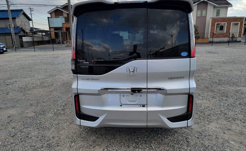 HONDA STEPWGN SPADA 4WD ADVANCE PACKAGE 2016