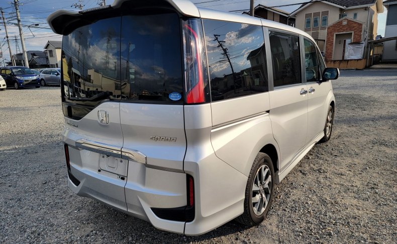 HONDA STEPWGN SPADA 4WD ADVANCE PACKAGE 2016