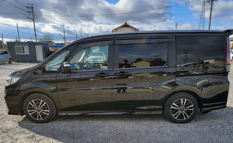 HONDA STEPWGN SPADA HONDA SENSING 2018