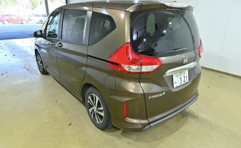 HONDA FREED + G HONDA SENSING 2016