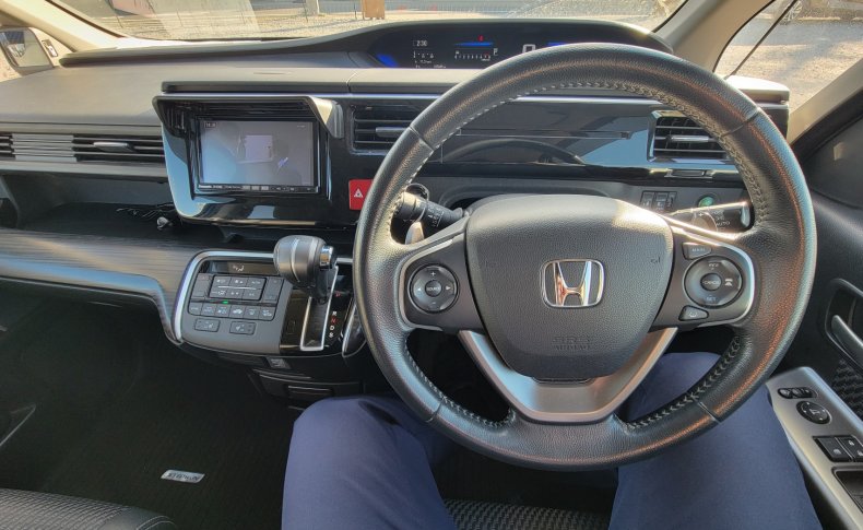 HONDA STEPWGN SPADA COOL SPIRIT 4WD 2016