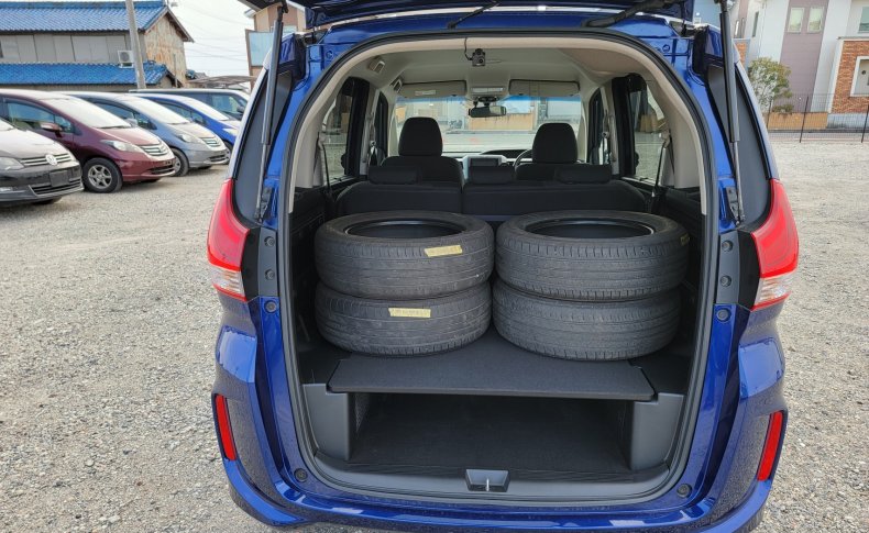 HONDA FREED + 4WD G 2018