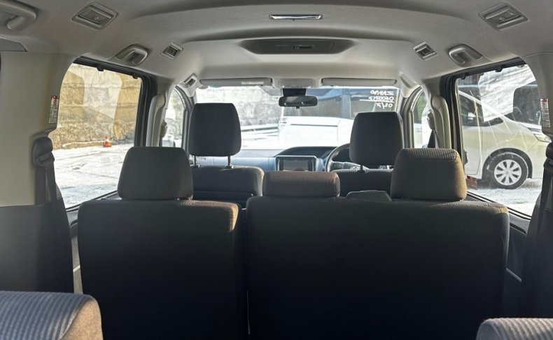 TOYOTA VOXY X 2020