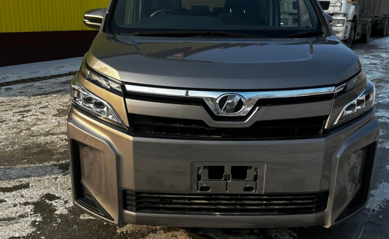 TOYOTA VOXY X 2020