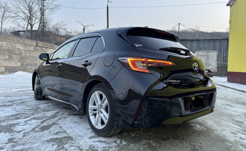 TOYOTA COROLLA SPORT G 4WD 2018