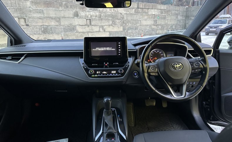 TOYOTA COROLLA SPORT G 4WD 2018