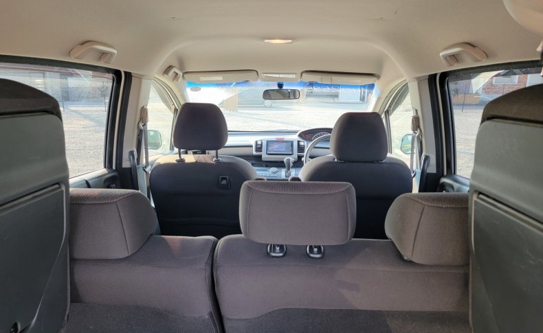 HONDA FREED 4WD G JUST ION 7 PERSON 2012
