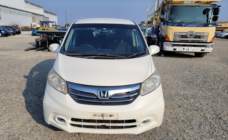 HONDA FREED 4WD G JUST ION 7 PERSON 2012