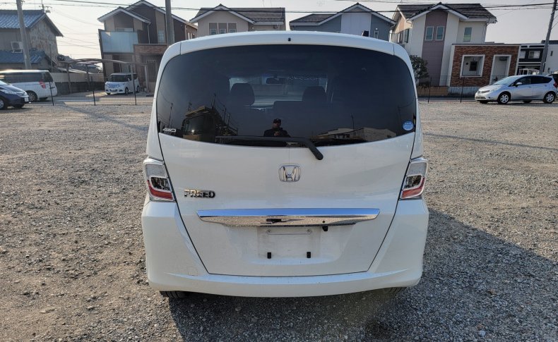 HONDA FREED 4WD G JUST ION 7 PERSON 2012