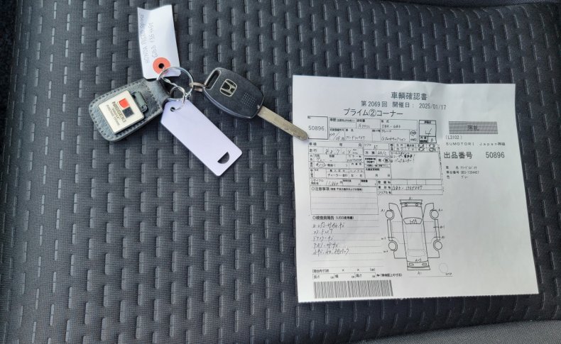 HONDA FREED SPIKE G JUST ION 2011
