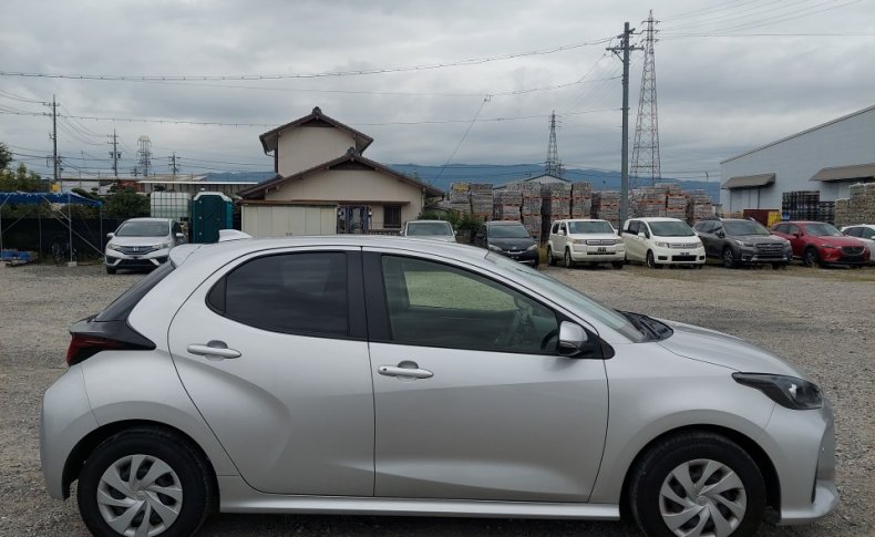 TOYOTA YARIS Х 2020