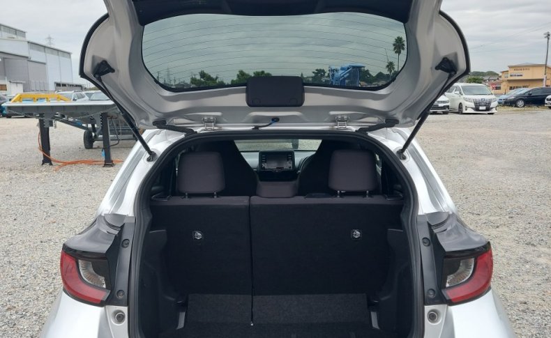 TOYOTA YARIS Х 2020