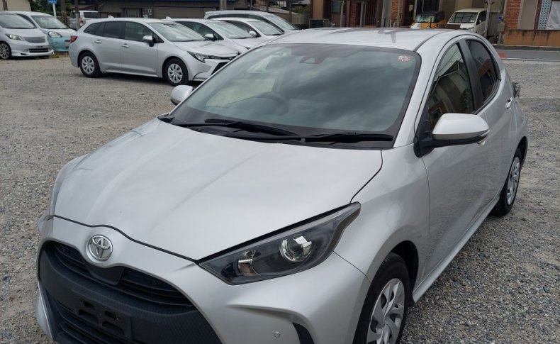TOYOTA YARIS Х 2020