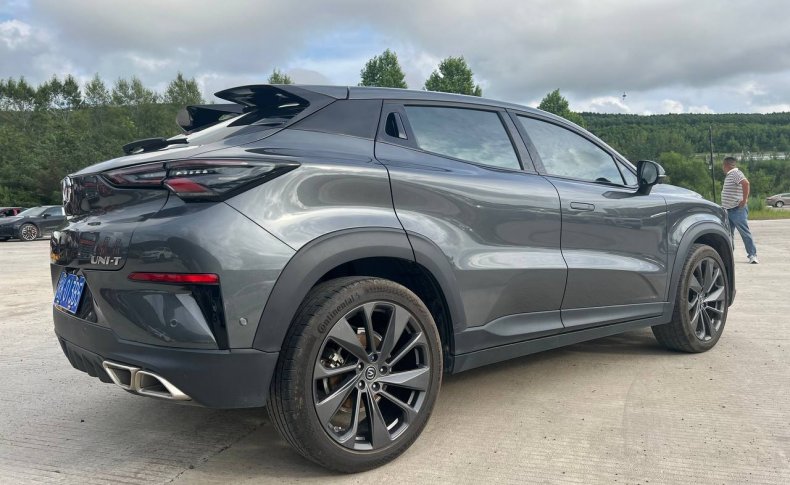 changan uni t 1.5 AMT Premium Sport 2020