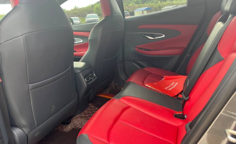 changan uni t 1.5 AMT Premium Sport 2020