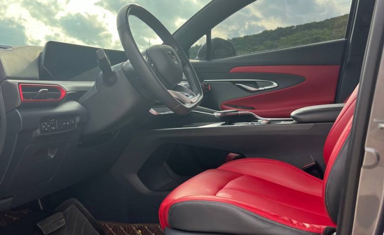 changan uni t 1.5 AMT Premium Sport 2020