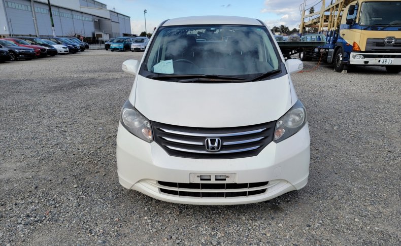HONDA FREED G JUST ION 2010