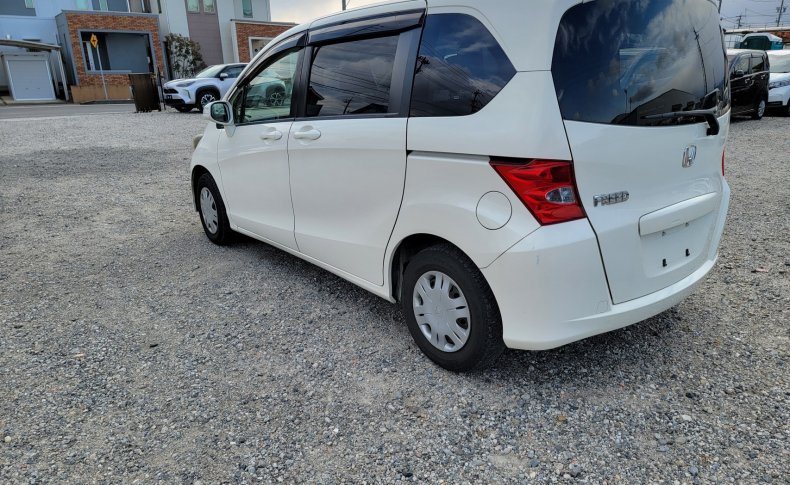 HONDA FREED G JUST ION 2010
