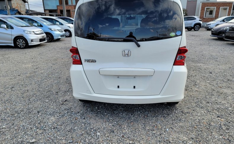 HONDA FREED G JUST ION 2010