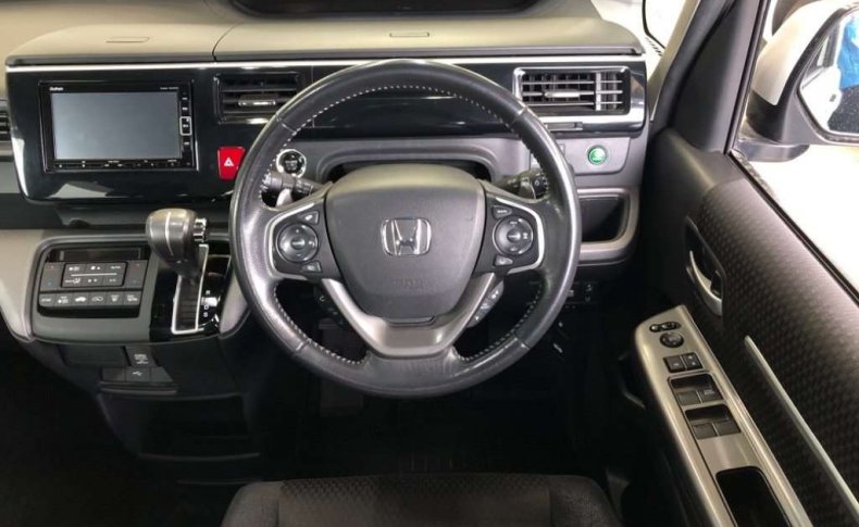 HONDA STEPWGN Spada Honda Sensing 2019