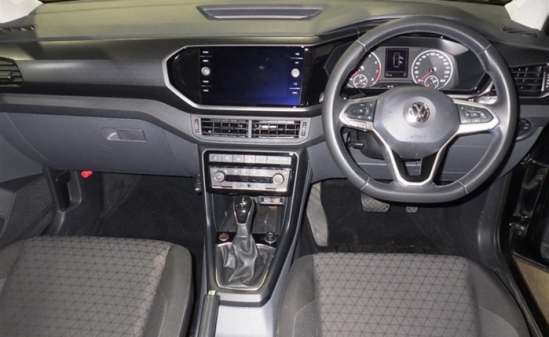 VOLKSWAGEN T-CROSS TSI 1st 2020
