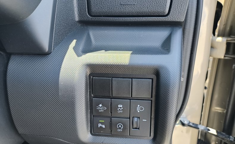 DAIHATSU ROCKY L 2022