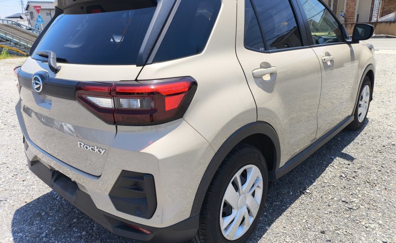 DAIHATSU ROCKY L 2022