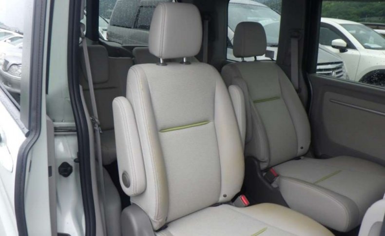 HONDA STEPWGN G EX 2015