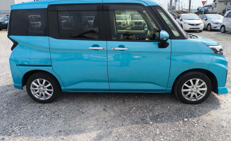TOYOTA ROOMY CUSTOM G 4WD 2022