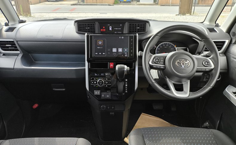 TOYOTA ROOMY CUSTOM G 4WD 2022