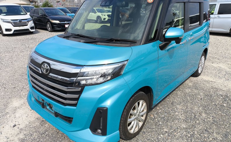 TOYOTA ROOMY CUSTOM G 4WD 2022