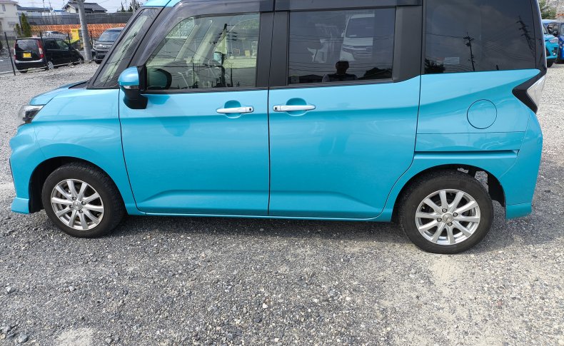 TOYOTA ROOMY CUSTOM G 4WD 2022
