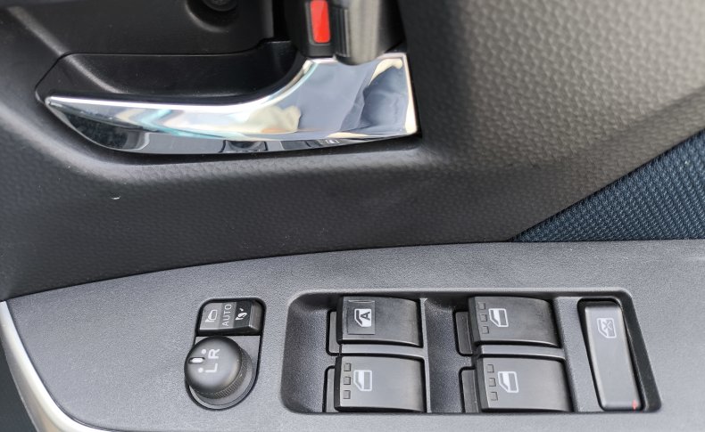TOYOTA ROOMY CUSTOM G 4WD 2022