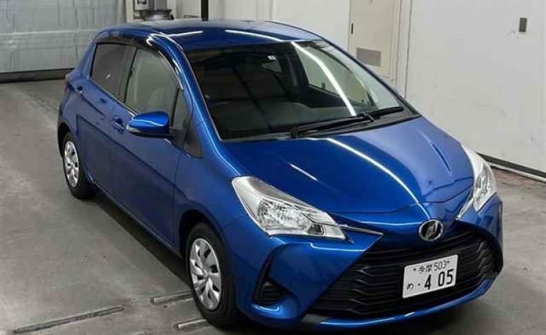 TOYOTA VITZ F 2019