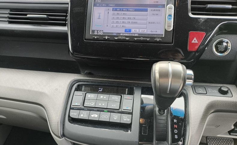 HONDA STEPWGN G 2015