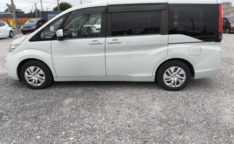 HONDA STEPWGN G 2015