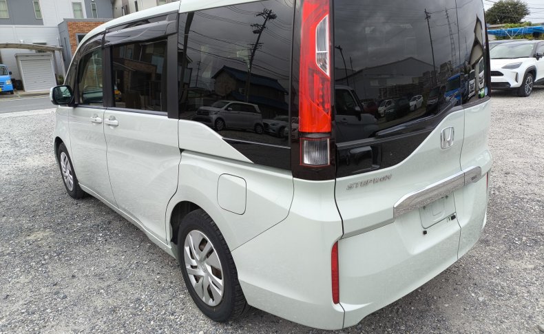 HONDA STEPWGN G 2015
