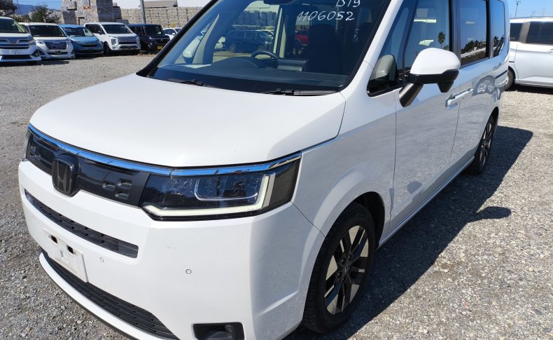 HONDA STEPWGN AIR 8 МЕСТ 2022